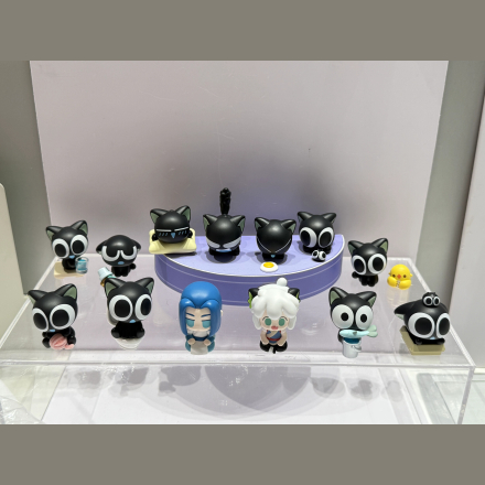 Üllatuskarp minifiguuriga Luo Xiaohei